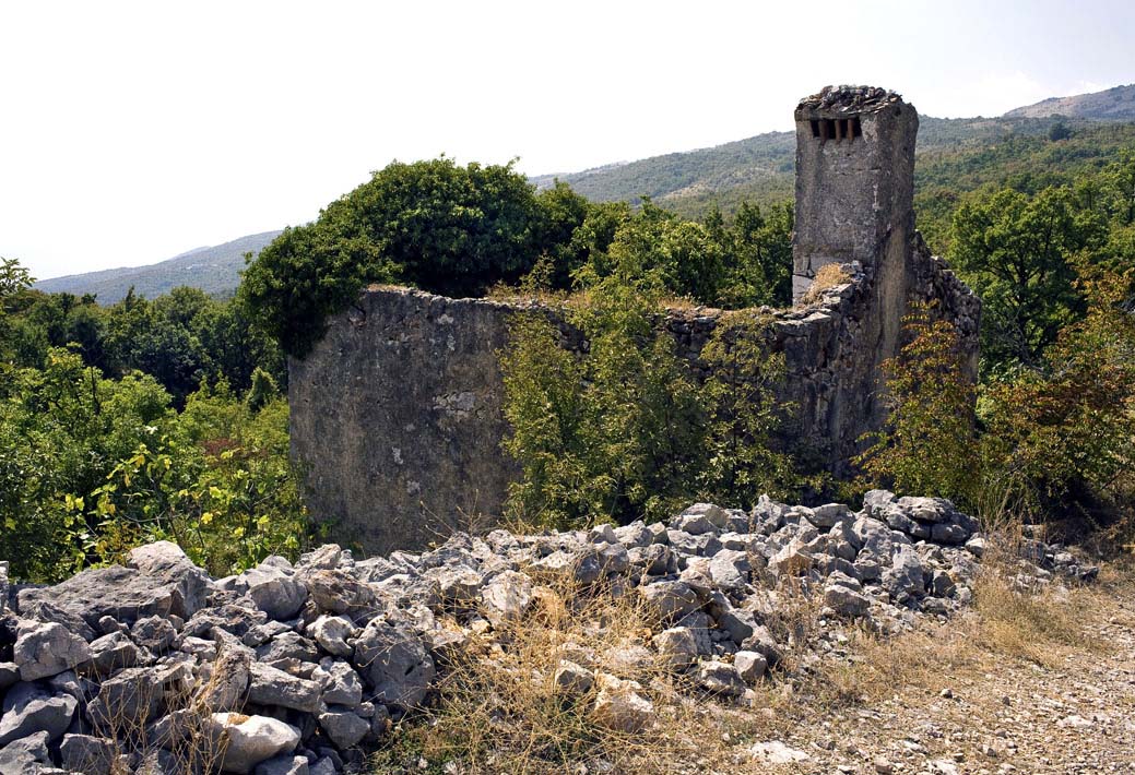 08 ruin zagorje brsec