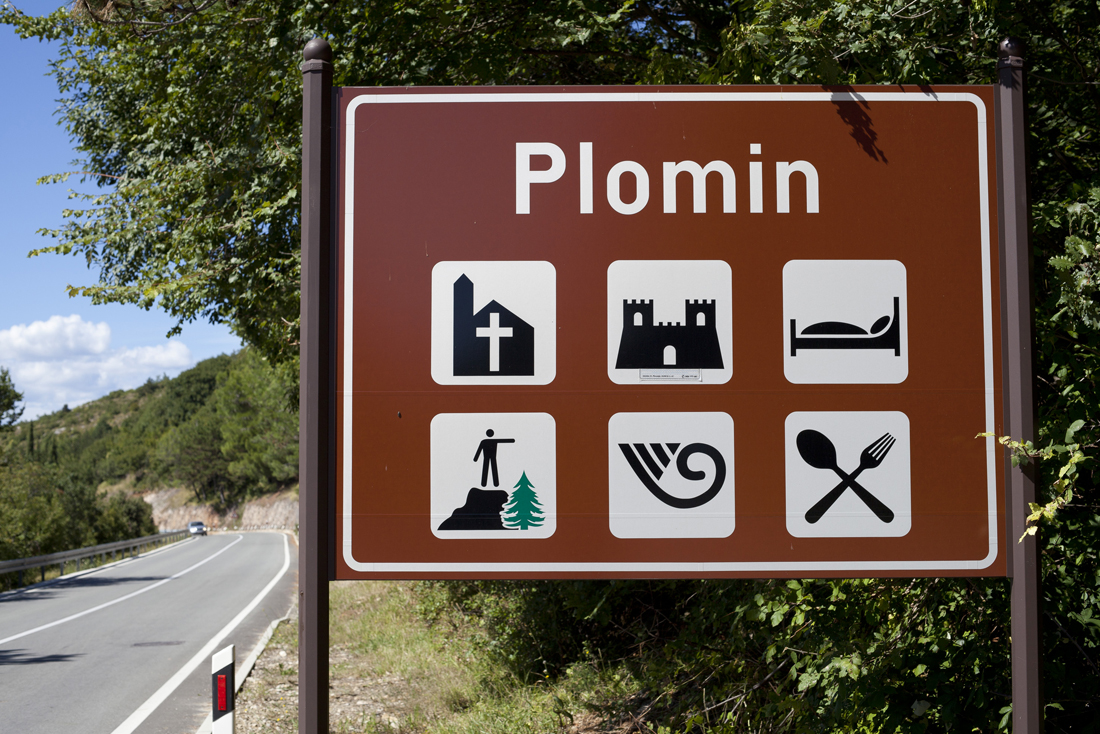 10 signpost plomin